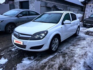 2013 Opel Astra H Рестайлинг, белый, 450000 рублей, вид 1