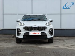 2021 Kia Sportage IV Рестайлинг, белый, 2630000 рублей, вид 1