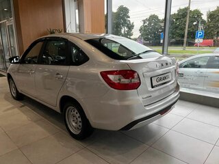 2026 Lada (ВАЗ) Granta I Рестайлинг, серебристый, 1139490 рублей, вид 3