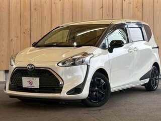 2022 Toyota Sienta II Рестайлинг, белый, 1590000 рублей, вид 1