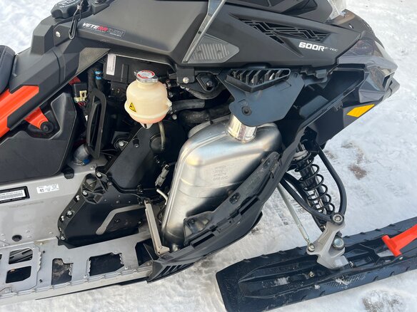 2021 BRP Lynx 49 Ranger 600, чёрный, 3000000 рублей - вид 14