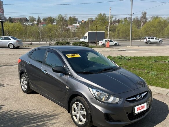 2012 Hyundai Solaris I, чёрный, 500000 рублей - вид 1