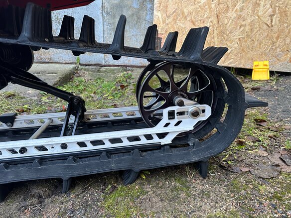 2019 BRP Ski-Doo Summit 850, красный, 1290000 рублей - вид 4