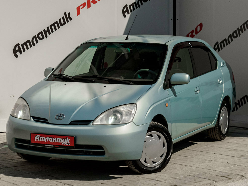 Toyota Prius I Рестайлинг (XW10)