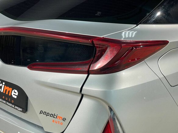 2017 Toyota Prius PHV ZVW52 Prime IV (XW50), серый, 1949000 рублей - вид 12