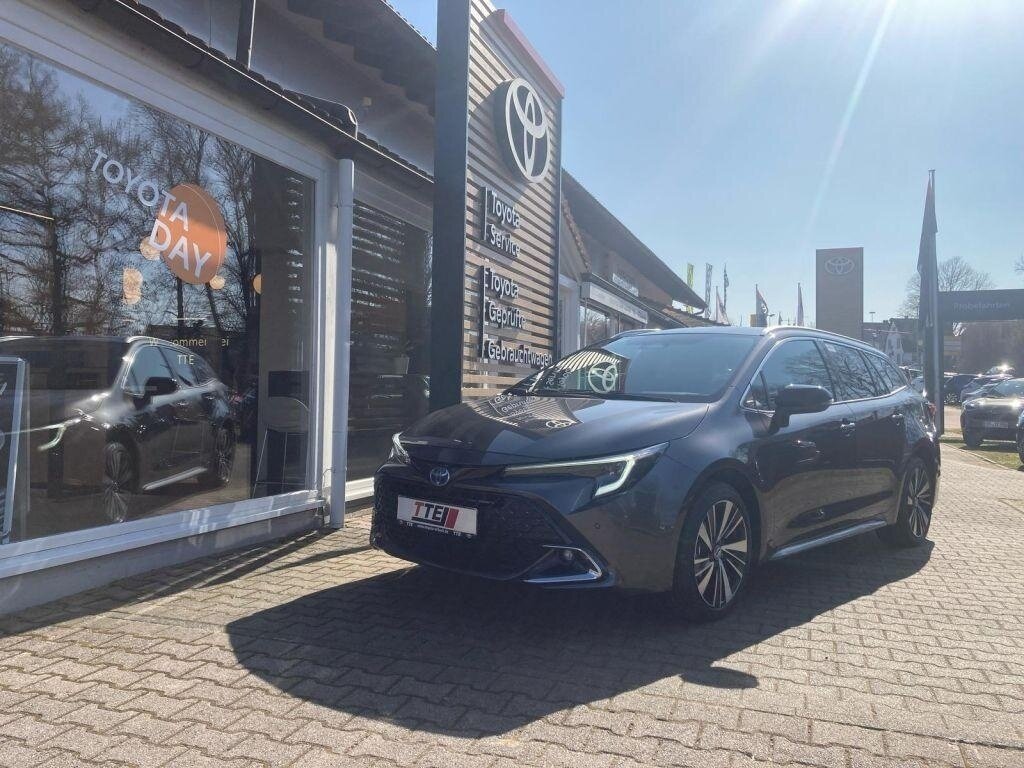 Toyota Corolla Touring XII (E210) Рестайлинг
