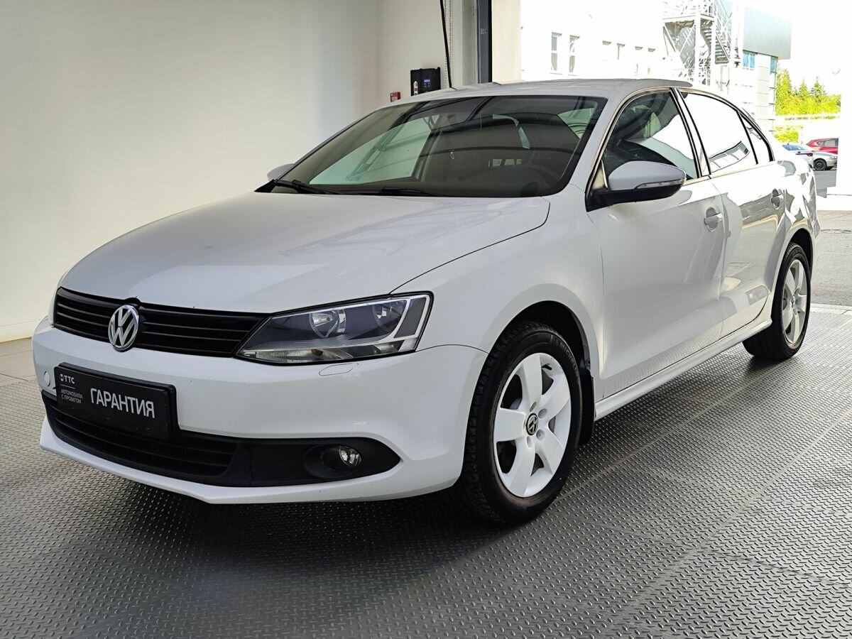 Volkswagen Jetta VI