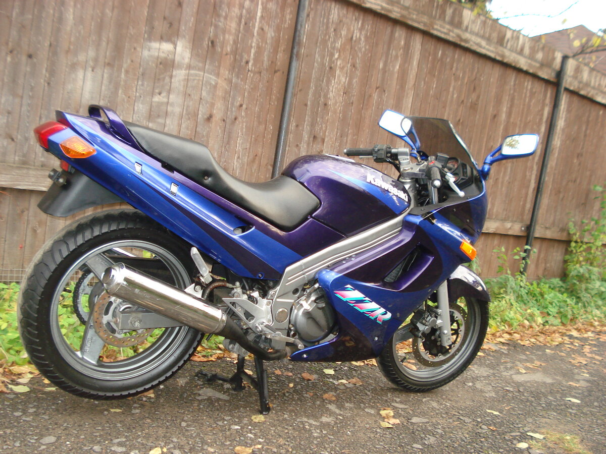 Kawasaki ZZR 250 неоновая подсветка