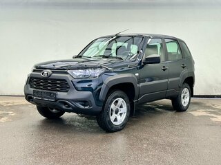 2024 Lada (ВАЗ) Niva I Рестайлинг (Travel), зелёный, 1538500 рублей, вид 1