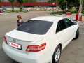 2011 Toyota Camry VI (XV40) Рестайлинг, белый, 1100000 рублей - вид 4
