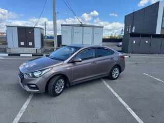 2018 Hyundai Solaris II, коричневый, 735000 рублей, вид 1