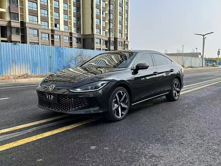 Volkswagen Lamando I Рестайлинг