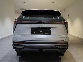 2026 Geely Atlas II, серебристый, 3449990 рублей, вид 5