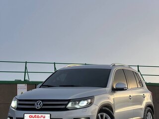 2012 Volkswagen Tiguan I Рестайлинг, серебристый, 1550000 рублей, вид 1