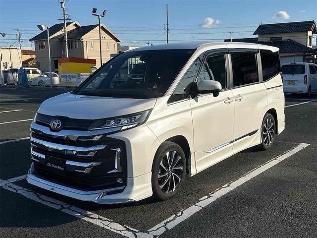 Toyota Noah III (R80) Рестайлинг