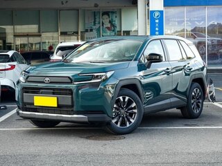 2026 Toyota RAV4 VI (XA60), зелёный, 4590000 рублей, вид 1