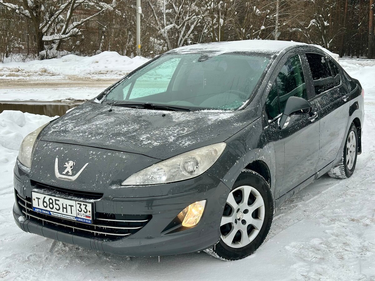 Peugeot 408 I