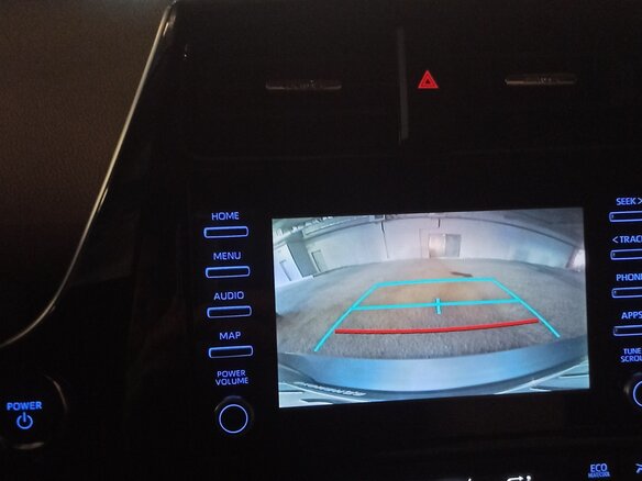 2019 Toyota Prius IV Рестайлинг (XW50), зелёный, 2280000 рублей - вид 9