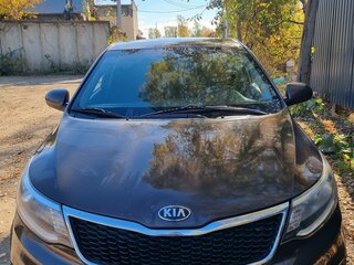 2016 Kia Rio III Рестайлинг, коричневый, 860000 рублей, вид 1