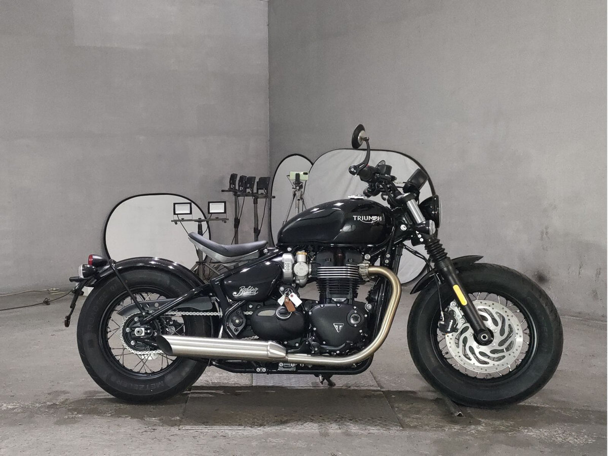 Triumph Bonneville Bobber