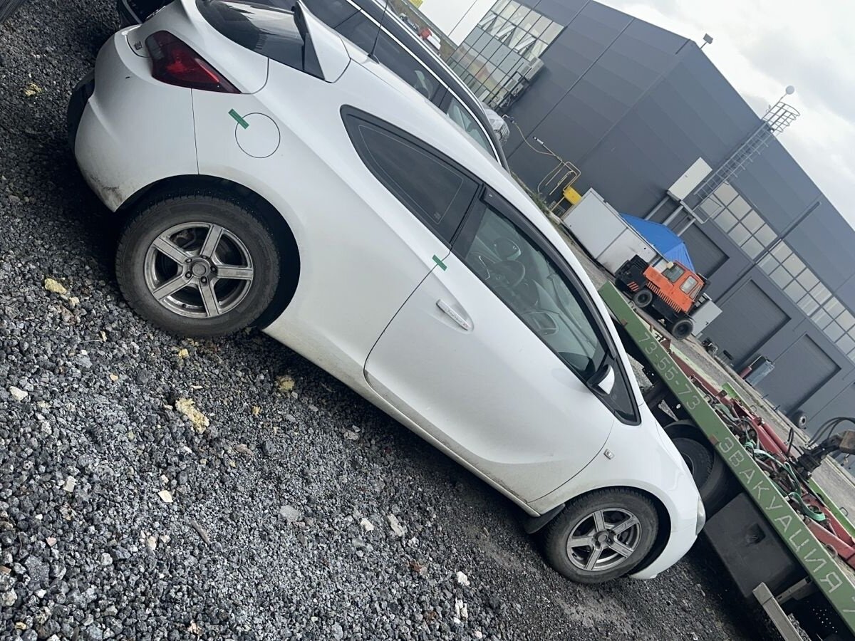 Opel Astra GTC J Рестайлинг