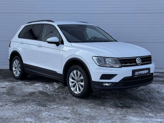 2017 Volkswagen Tiguan II, белый, 2200000 рублей, вид 1
