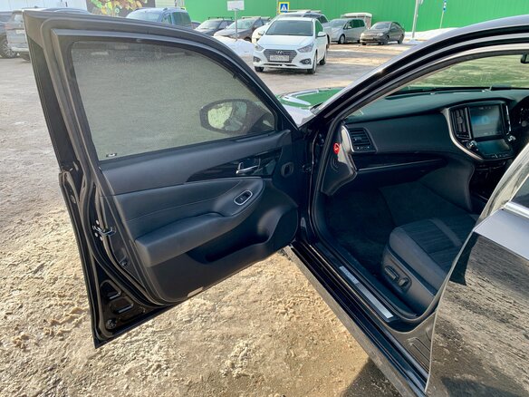 2015 Toyota Crown XIV (S210) Рестайлинг, чёрный, 2390000 рублей - вид 17