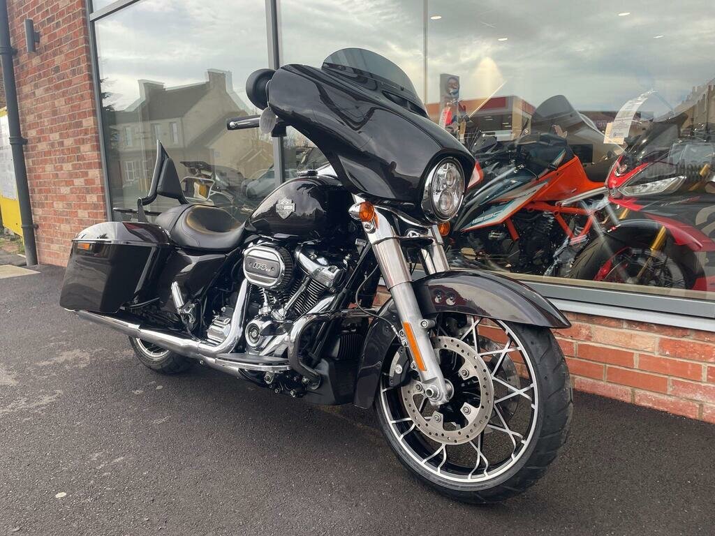 Harley-Davidson Street Glide Special