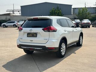 2022 Nissan X-Trail III Рестайлинг, белый, 1480000 рублей, вид 5