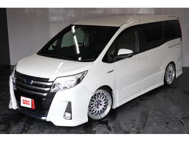 Toyota Noah III (R80)