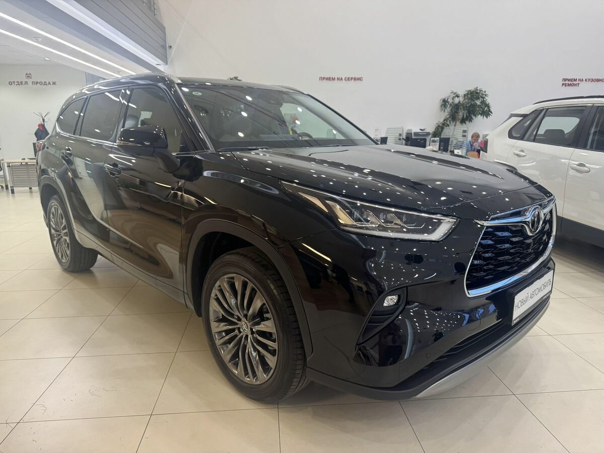Toyota Highlander IV (XU70)