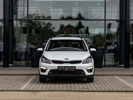 2018 Kia Rio X-Line IV, белый, 1195000 рублей, вид 2