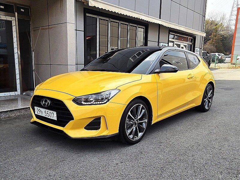 Hyundai Veloster II