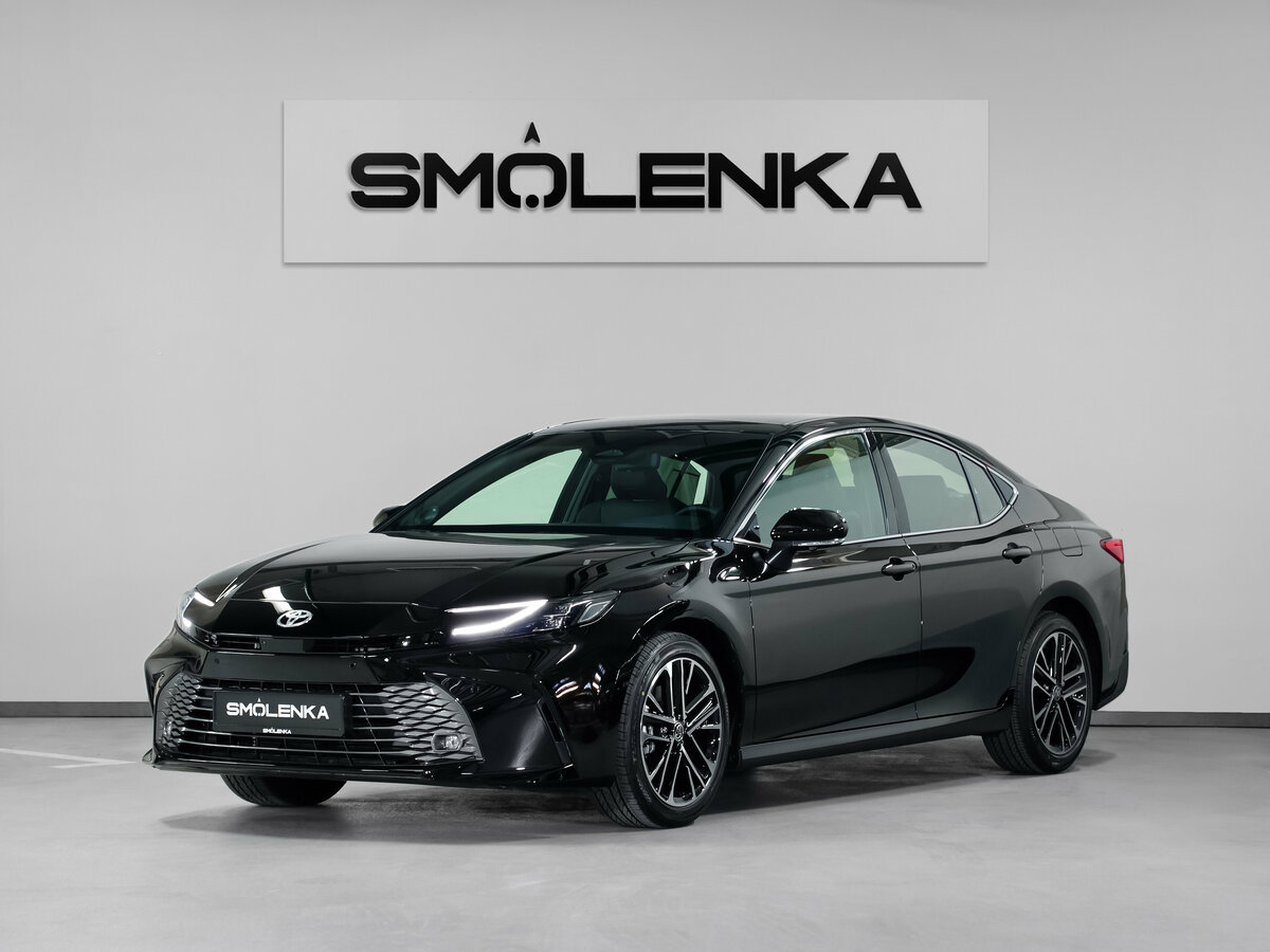 Toyota Camry IX (XV80)