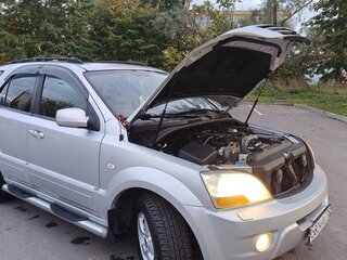 2008 Kia Sorento I Рестайлинг, серебристый, 570000 рублей, вид 4