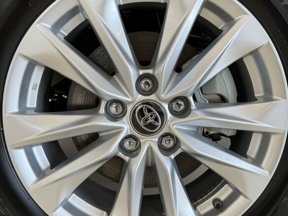 2025 Toyota Corolla Cross I, серый, 3700000 рублей - вид 13