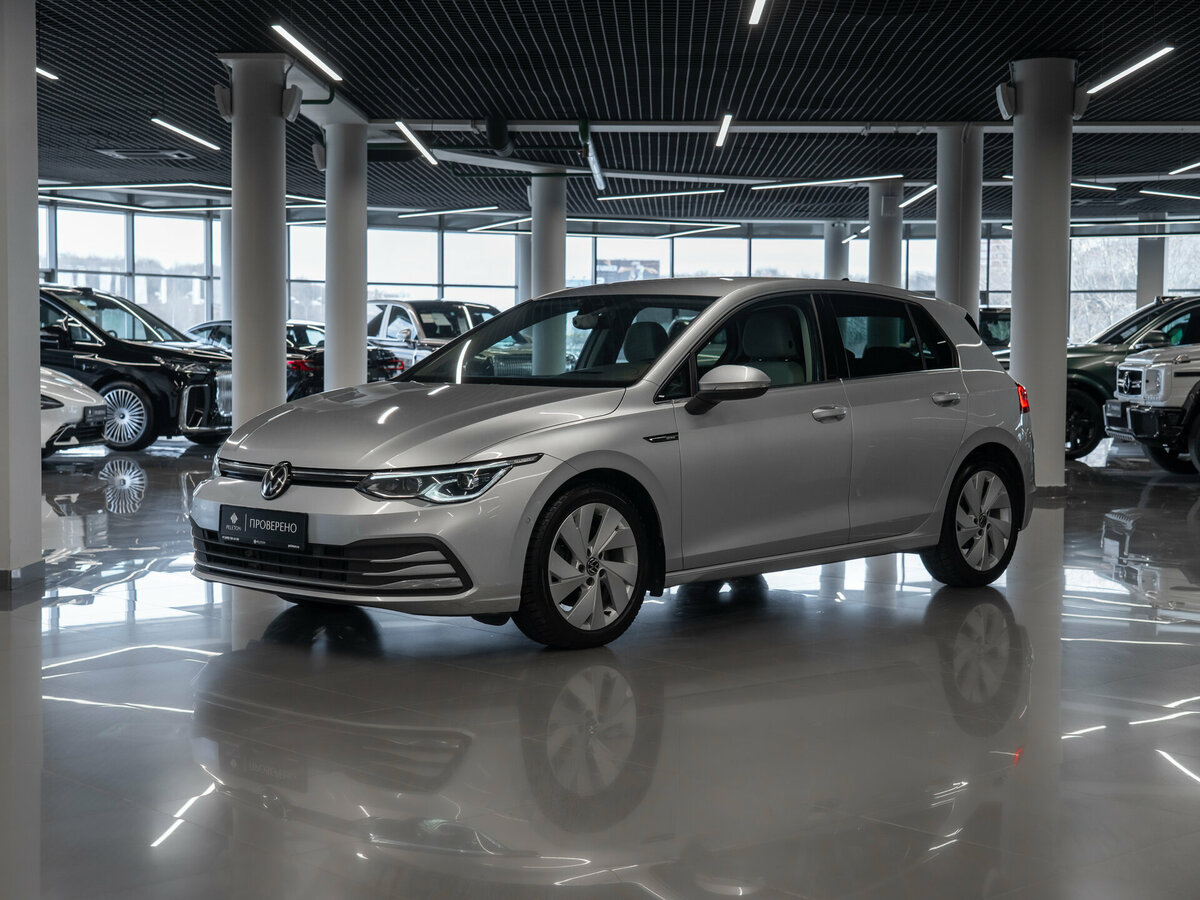 Volkswagen Golf VIII