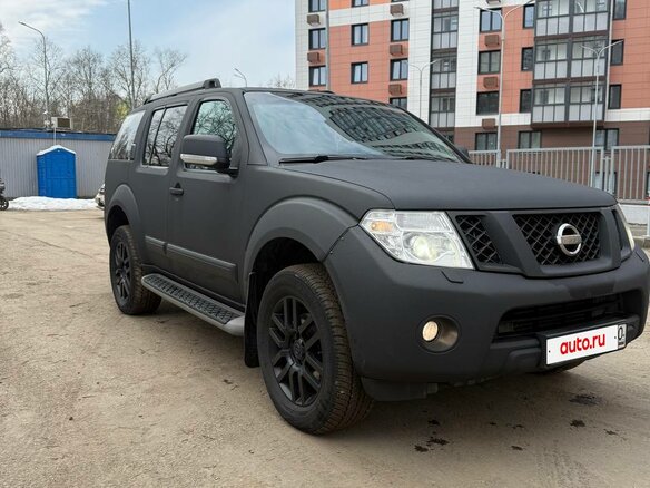 2010 Nissan Pathfinder III Рестайлинг, чёрный, 1500000 рублей