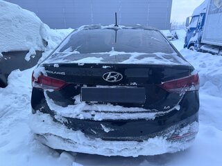 2017 Hyundai Solaris II, чёрный, 930000 рублей, вид 3