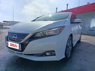 2019 Nissan Leaf II (ZE1), белый, 1700000 рублей, вид 1