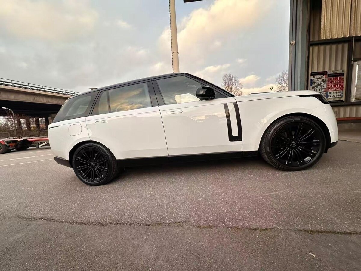 Land Rover Range Rover D350 MHEV Long V
