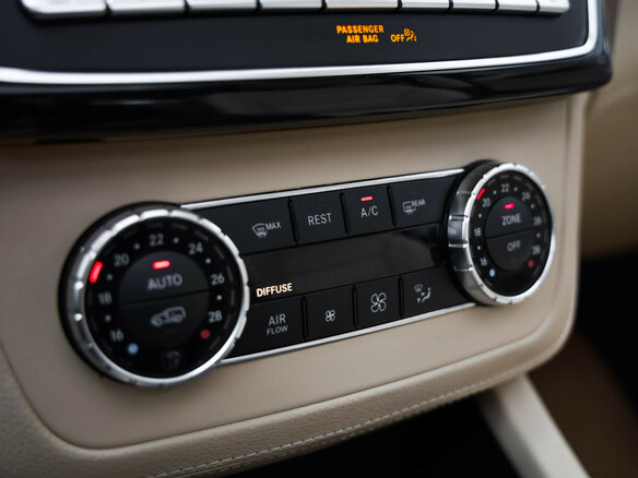 2016 Mercedes-Benz GLE 350 d I (W166), красный, 3199000 рублей - вид 17