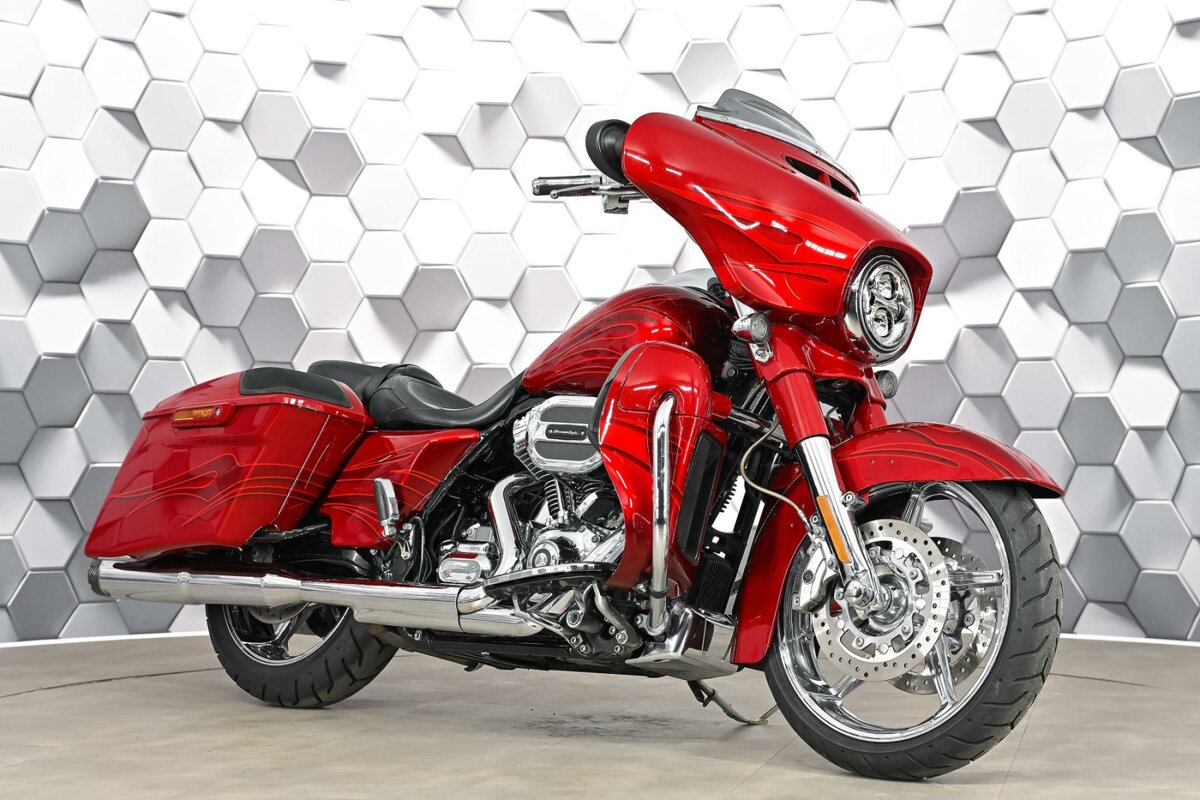 Harley-Davidson CVO Street Glide