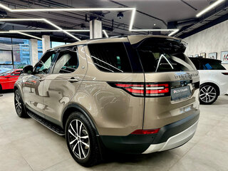 2017 Land Rover Discovery V, серый, 3600000 рублей, вид 5