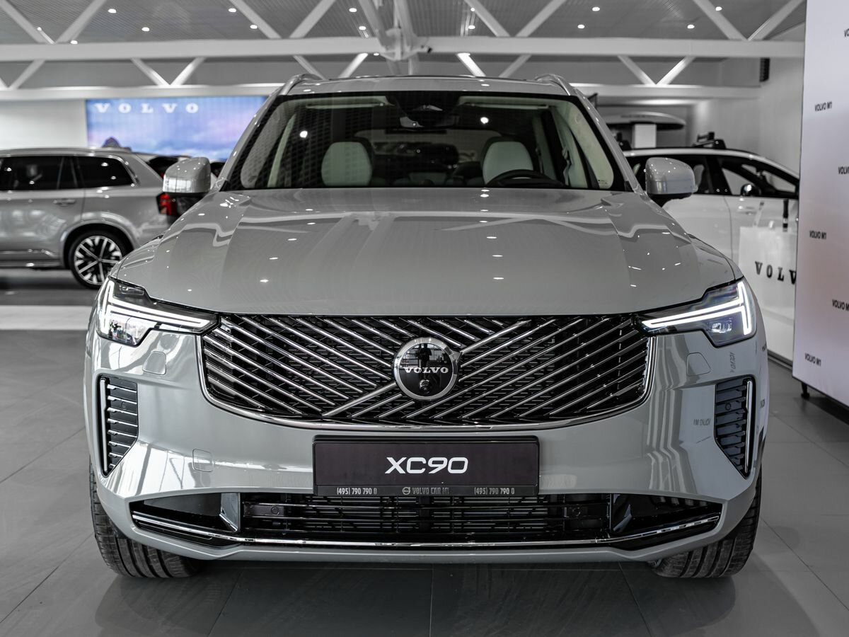 Volvo XC90 B5 II Рестайлинг 2