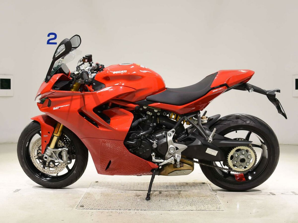 Ducati SuperSport