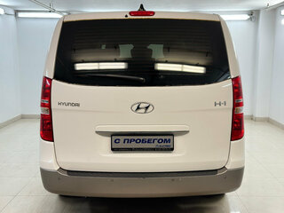 2018 Hyundai H-1 II Рестайлинг 2, белый, 2950000 рублей, вид 3