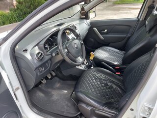 2017 Renault Sandero II, белый, 695000 рублей, вид 5