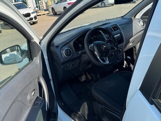 2021 Renault Logan II Рестайлинг, белый, 545000 рублей, вид 5