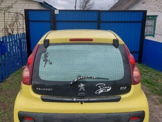 2012 Peugeot 107 I Рестайлинг 2, жёлтый, 530000 рублей, вид 3